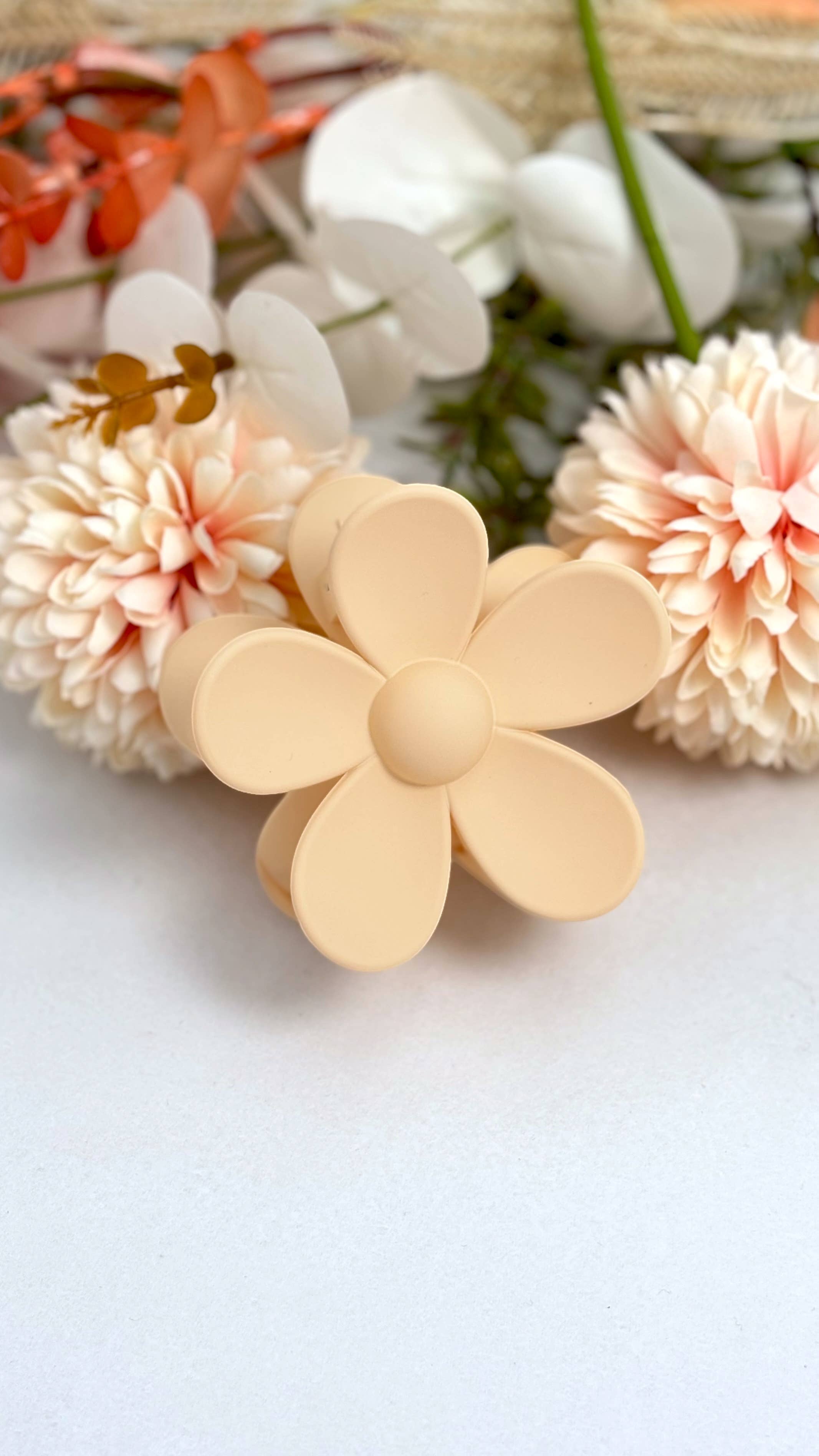Blomsterformet hårklemme