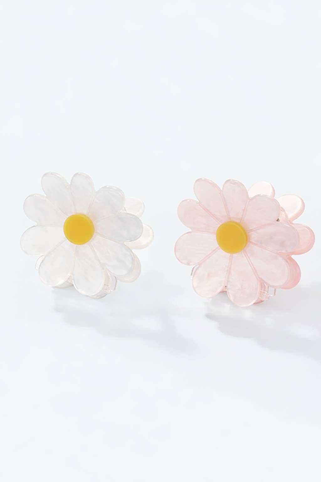 Hårklemme med perlemorsblomst 4 cm