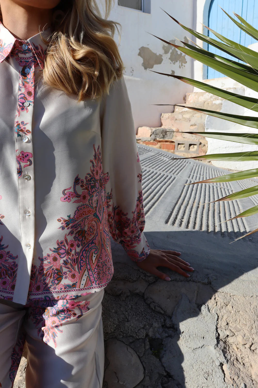 Wennise LS shirt, pink paisley